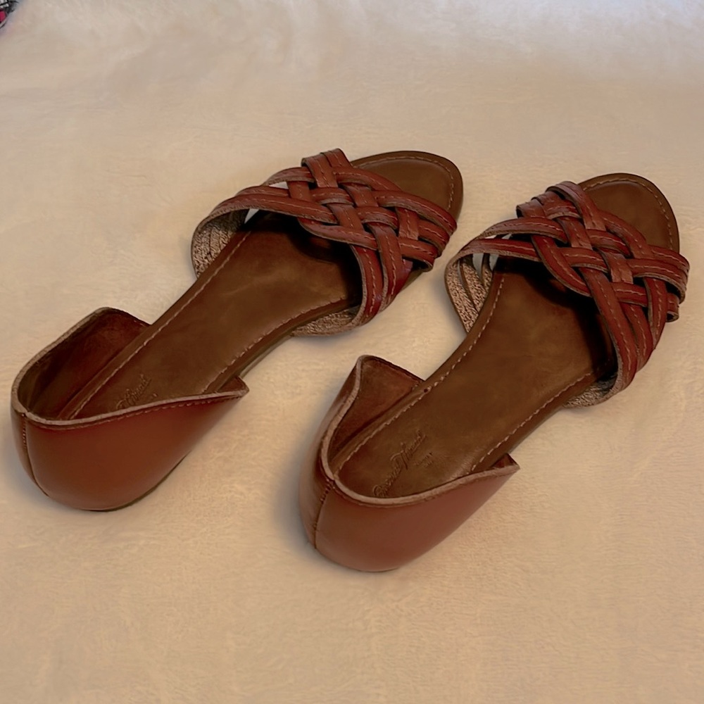Universal Thread leather sandals